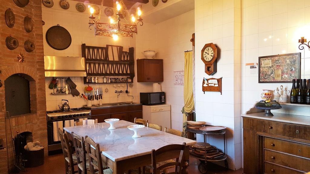Villa Larniano 锡耶纳 外观 照片
