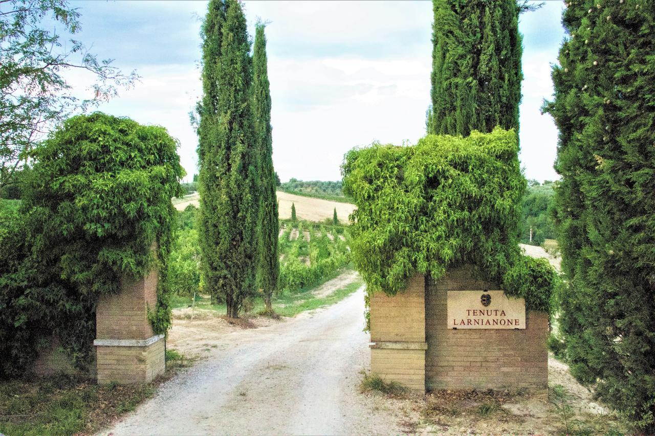 Villa Larniano 锡耶纳 外观 照片